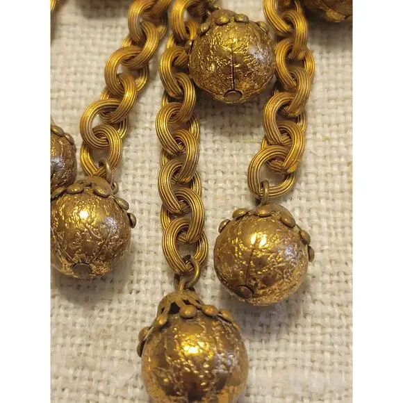 Unsigned Miriam Haskell Heavy Gold Chain Filigree Ball Dangle Tassel Jewelry